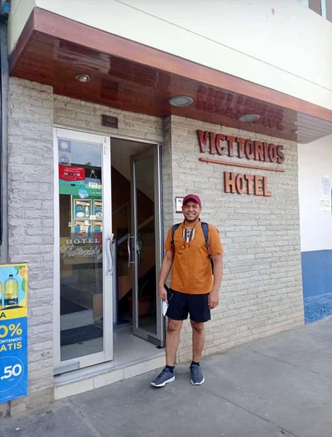 Victtorios Hotel Satipo Bagian luar foto