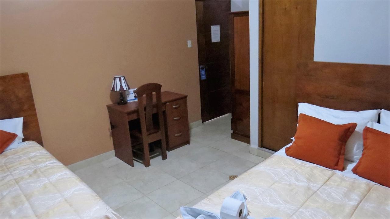 Victtorios Hotel Satipo Bagian luar foto
