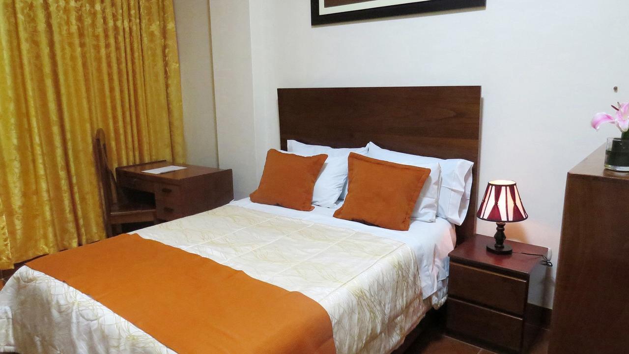 Victtorios Hotel Satipo Bagian luar foto